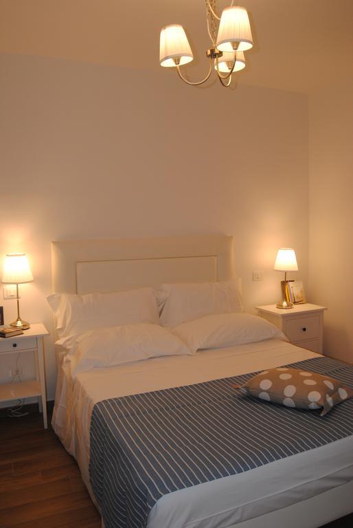 B&B La Gatta Sul Tetto Borgo san Donato  Bilik gambar