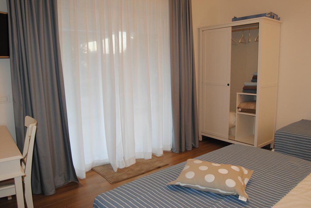 B&B La Gatta Sul Tetto Borgo san Donato  Bilik gambar