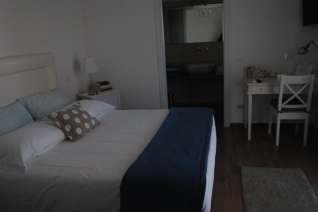 B&B La Gatta Sul Tetto Borgo san Donato  Luaran gambar