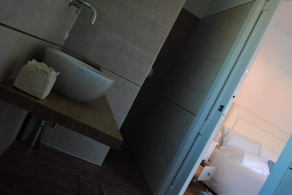 B&B La Gatta Sul Tetto Borgo san Donato  Luaran gambar