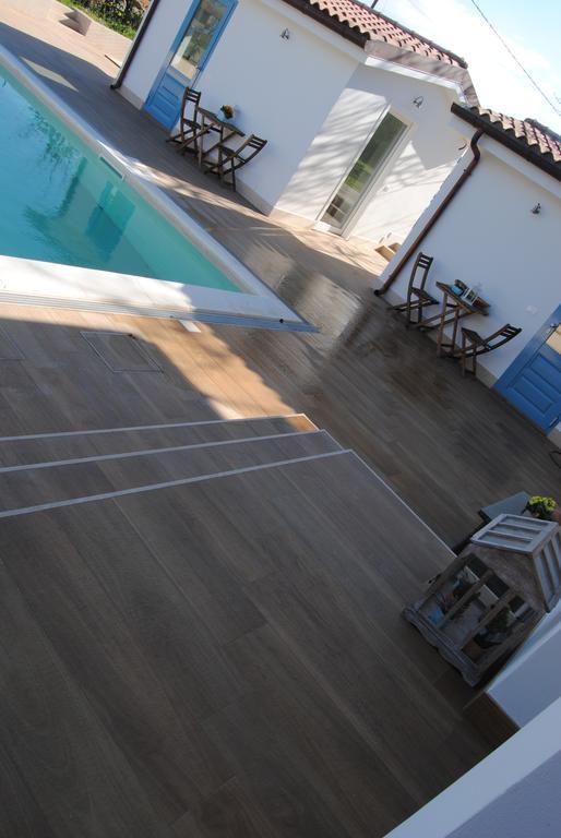 B&B La Gatta Sul Tetto Borgo san Donato  Luaran gambar