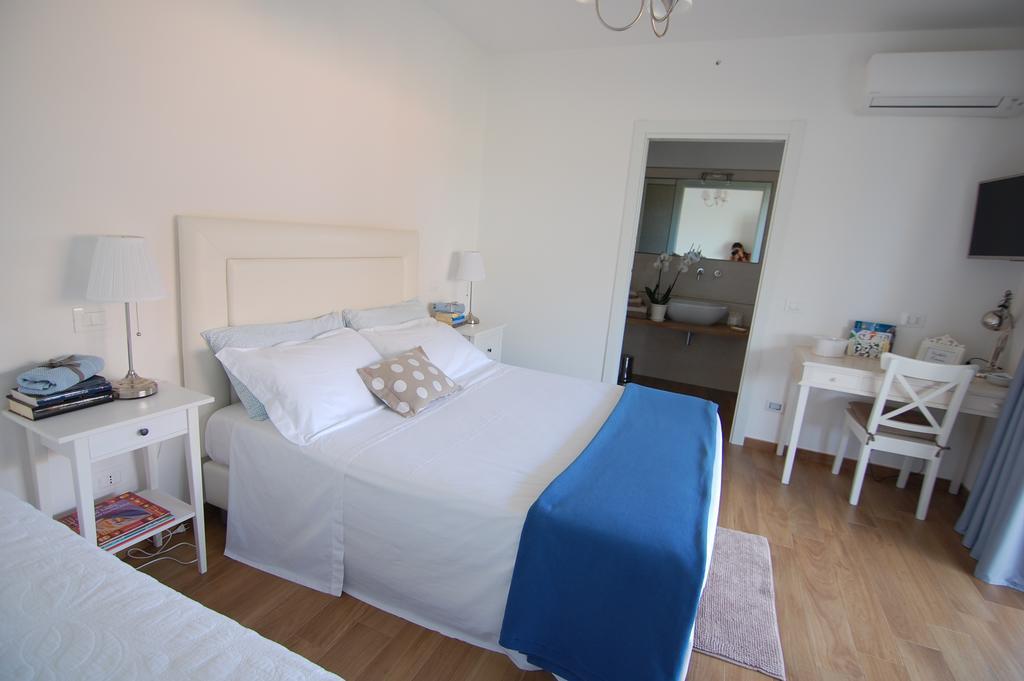 B&B La Gatta Sul Tetto Borgo san Donato  Luaran gambar